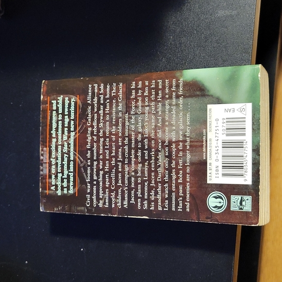 Star Wars: Legacy of the Force. Bloodlines (Book 2 in series) - Picture 2 of 4